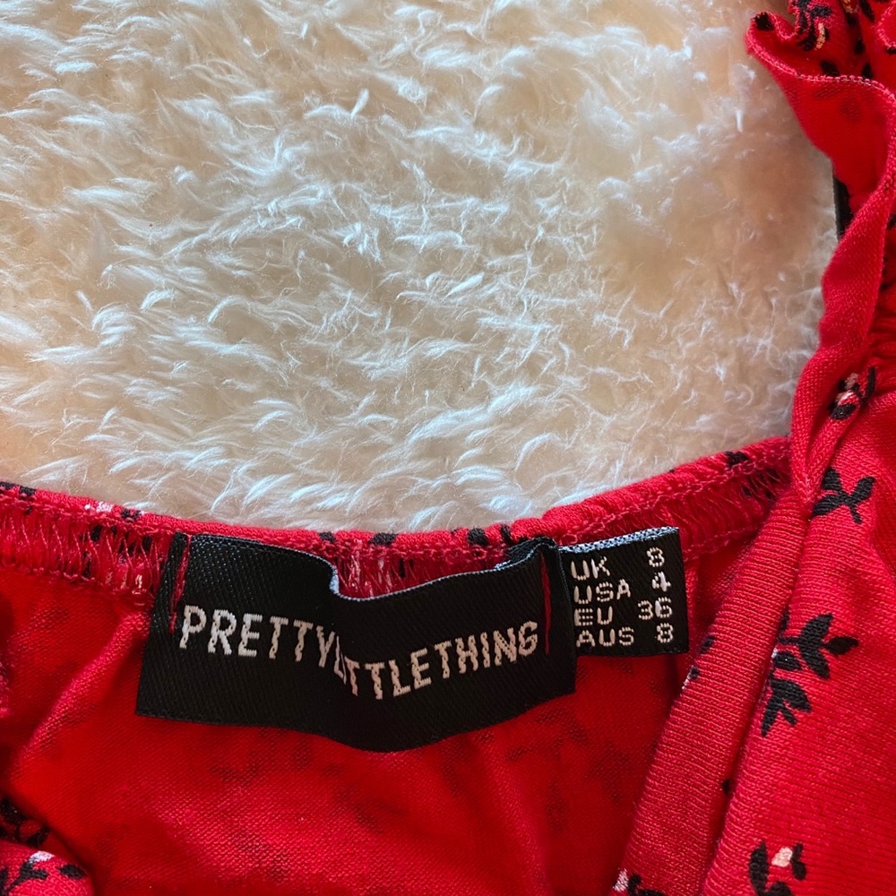 Red Floral Set! - Picture 3 of 5